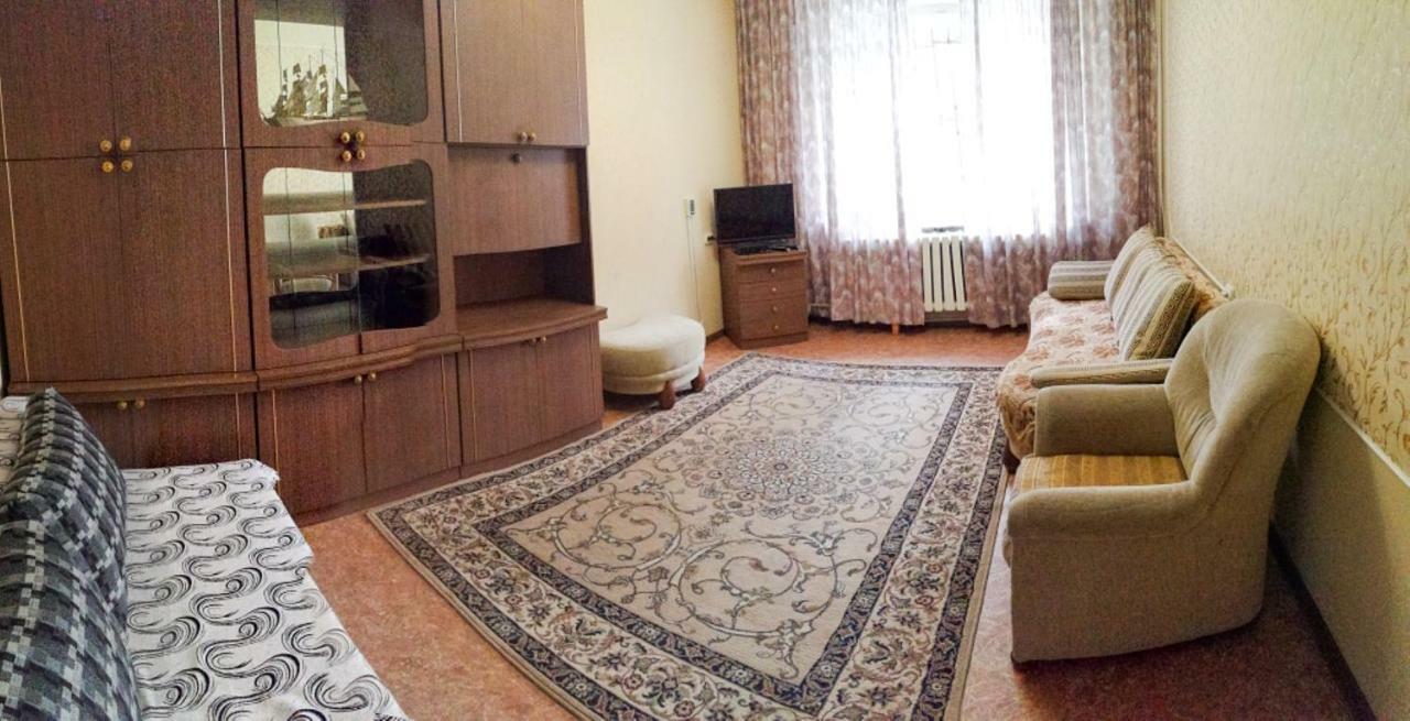 Апартаменты На Улице Розыбакиева, 275-2 Almati Kültér fotó